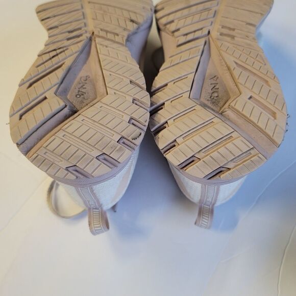 Brooks running shoes rev 4.0 - Picture 6 of 12